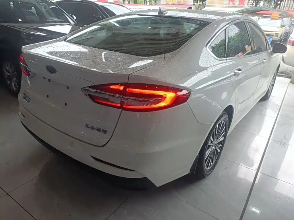 Ford Mondeo New Energy — миниатюра 7
