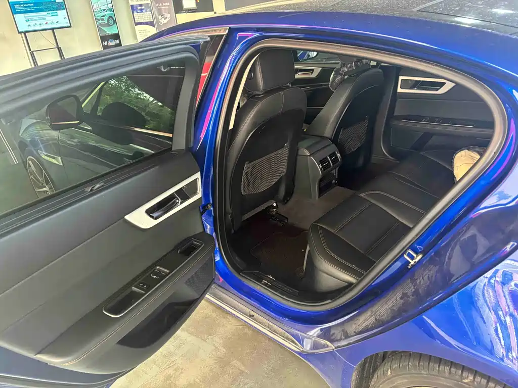 Jaguar XEL — миниатюра 7