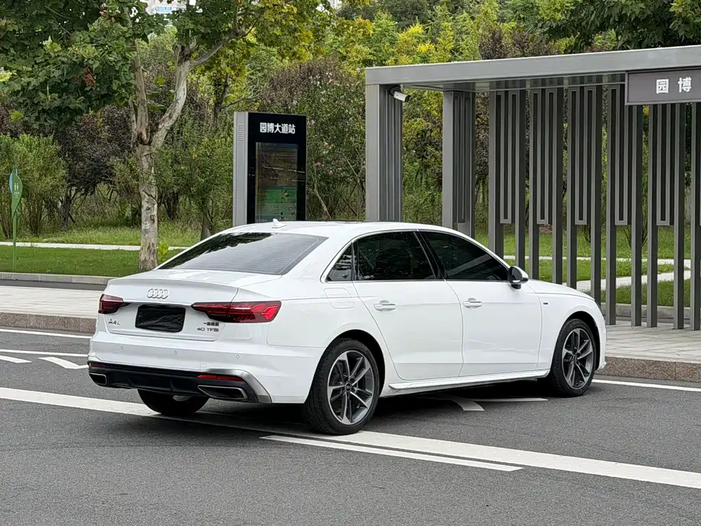 Audi A4L — миниатюра 7