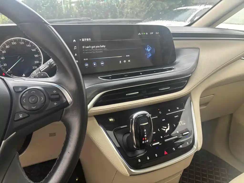 BUICK  GL8