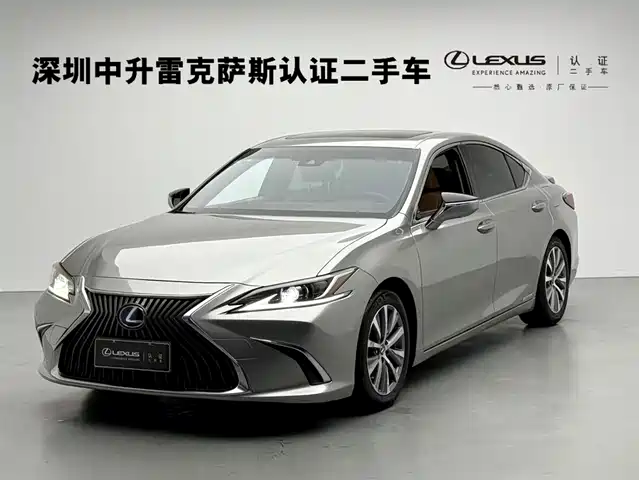 LEXUS ES 2019