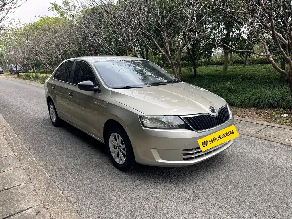 Skoda Rapid — миниатюра 3
