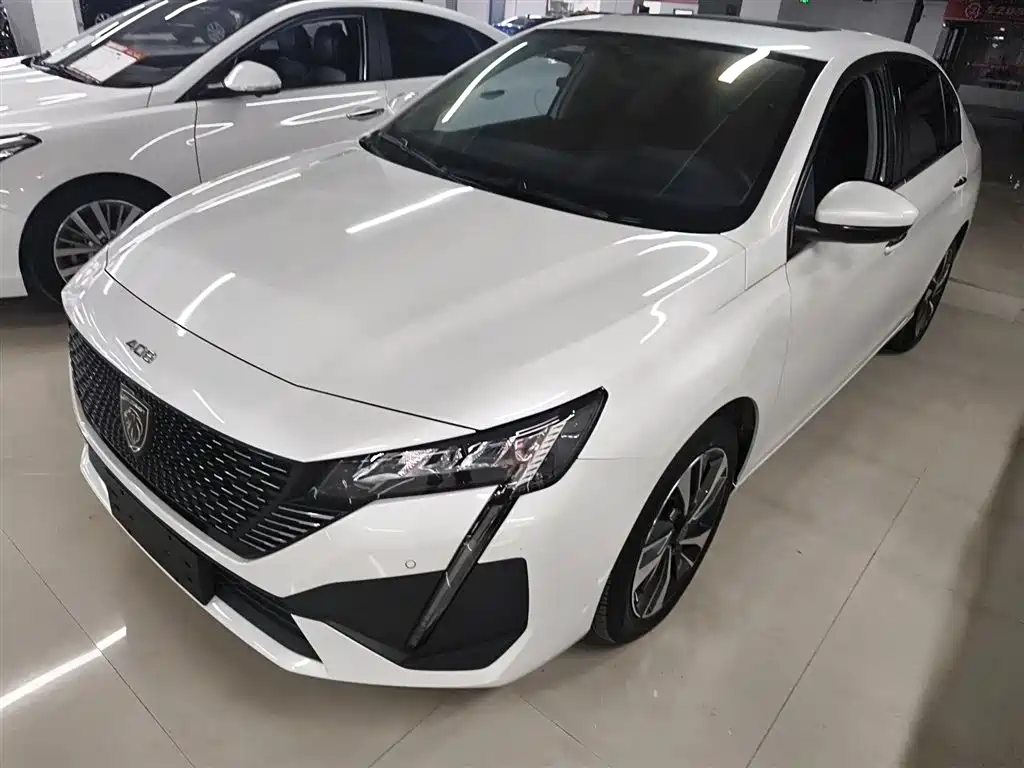 Peugeot 408 2025
