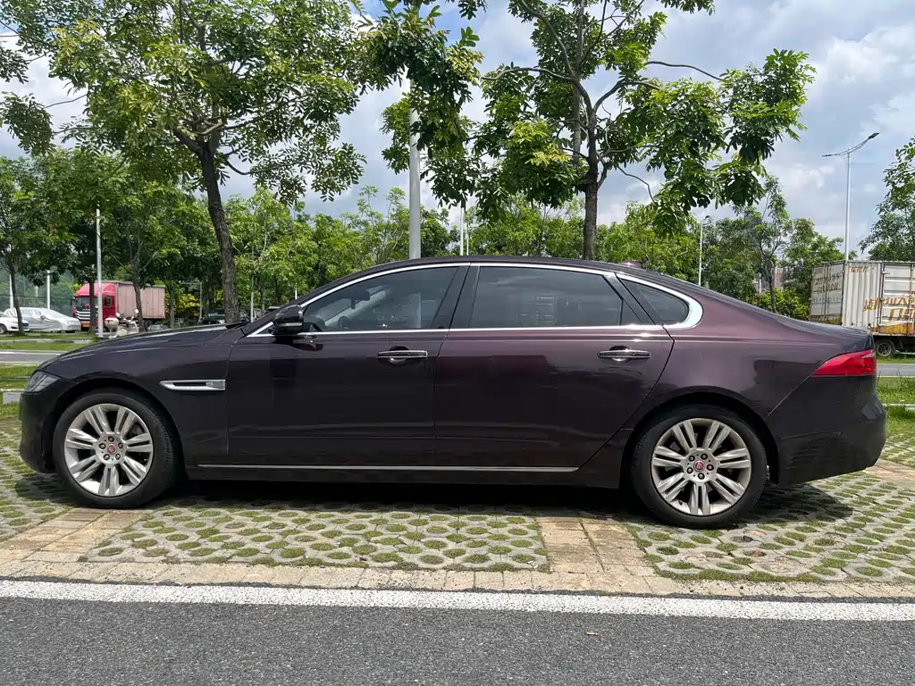 Jaguar XFL 2018 XFL 2.0T 250PS Premium