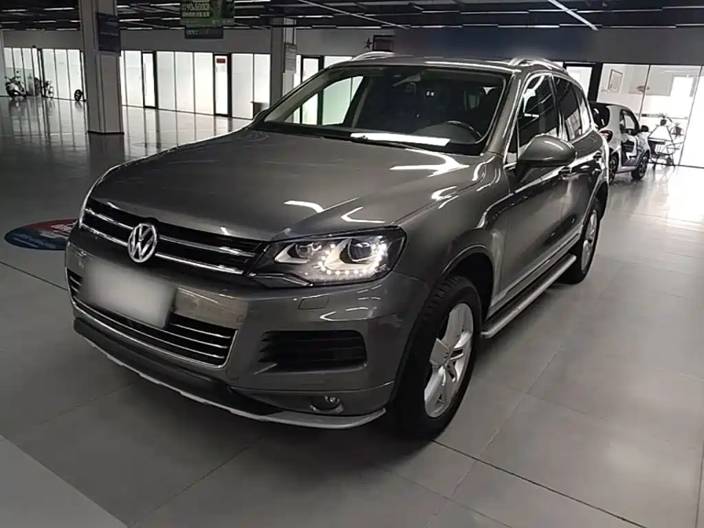 Volkswagen Touareg 2011 3.0TSI Luxury