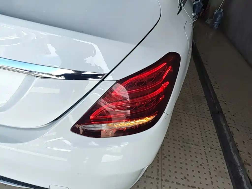 Mercedes-Benz C-Class C 2015 C 200 L Sport
