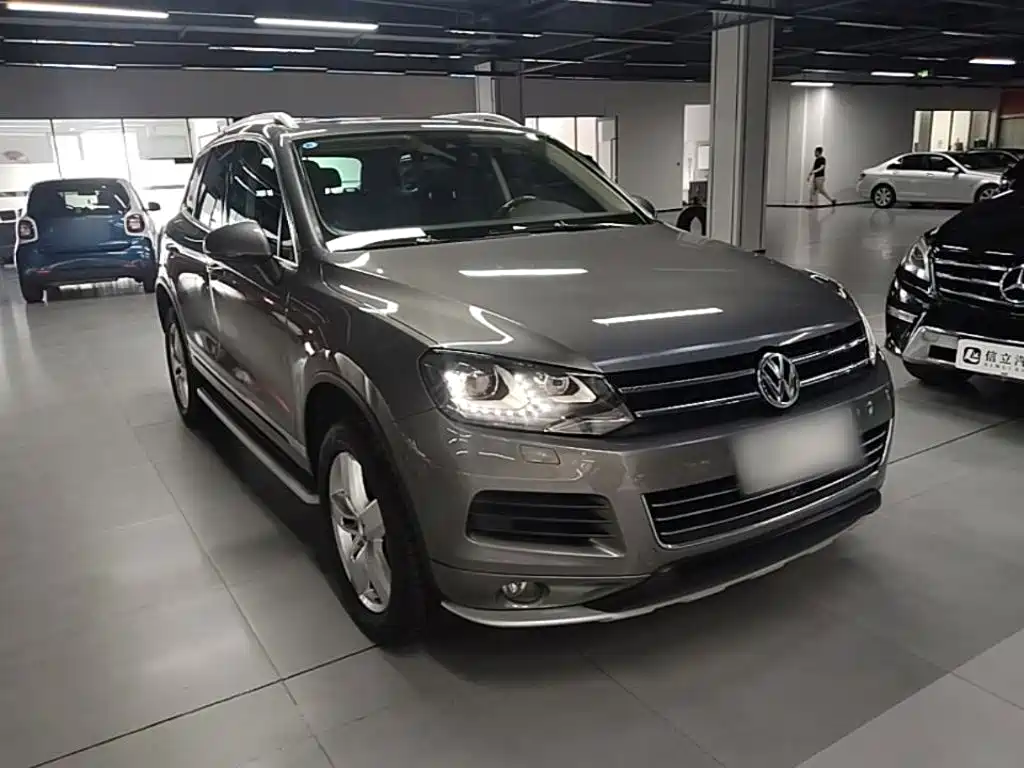 Volkswagen Touareg 2011 3.0TSI Luxury