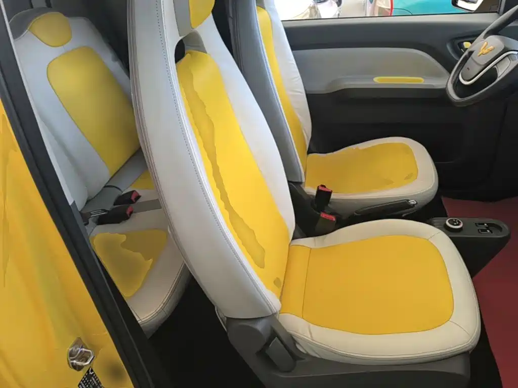 Wuling MINIEV — миниатюра 25