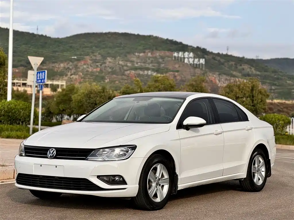 Купить Volkswagen Lamando