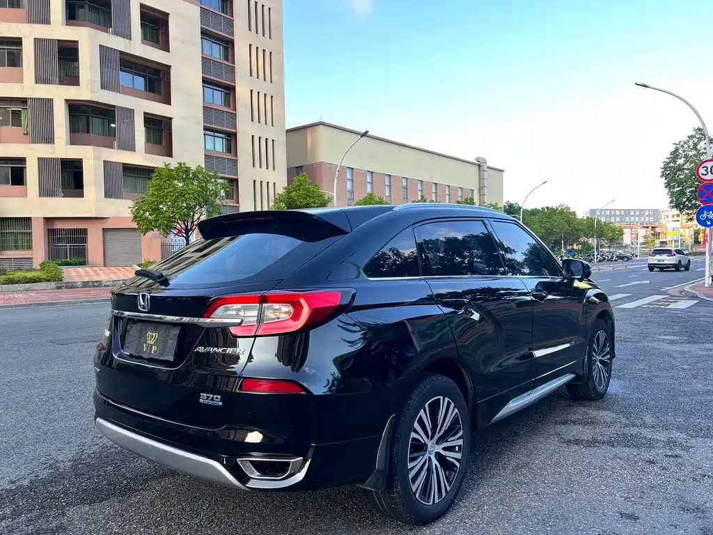 Honda Avancier — миниатюра 6