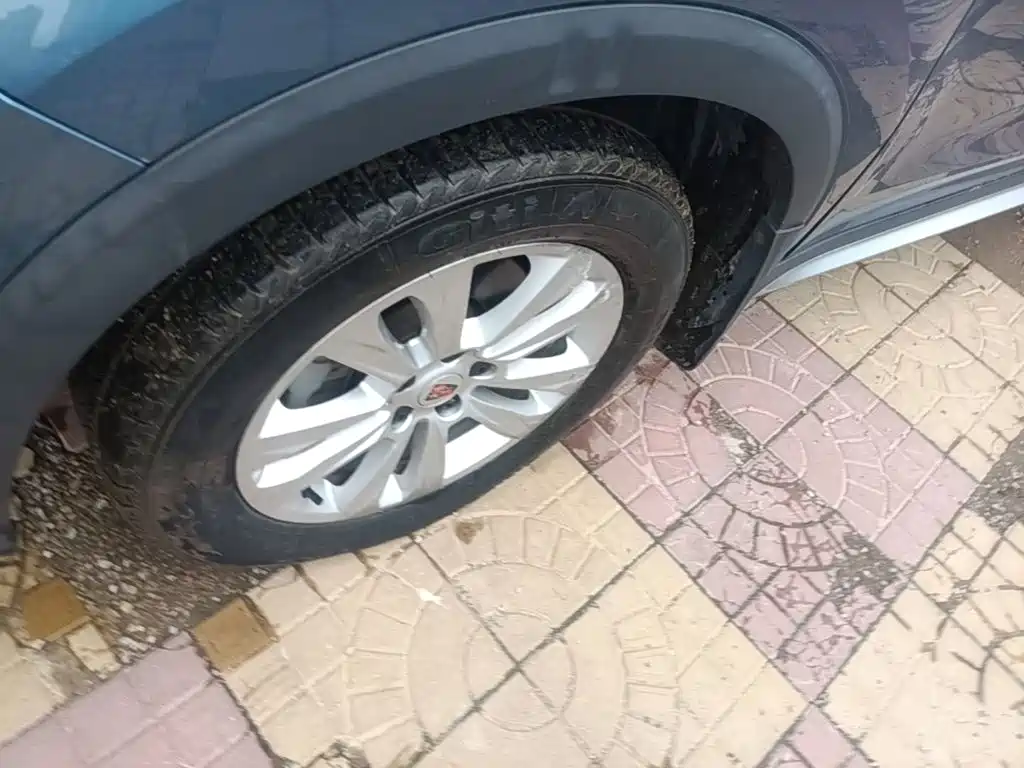 Roewe RX5 — миниатюра 23