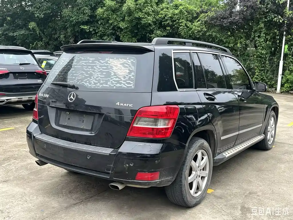 Mercedes-Benz GLK 2011 GLK 300 4MATIC