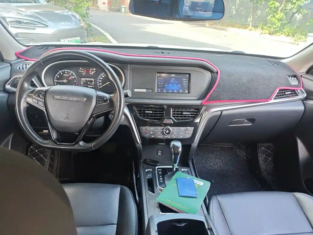 Venucia T90 — миниатюра 13