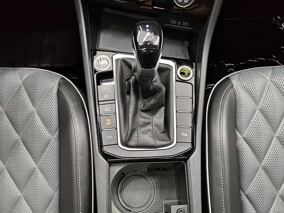 Volkswagen Sagitar — миниатюра 16