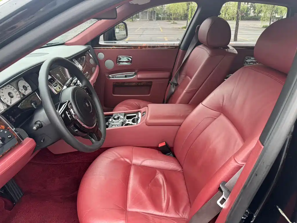 Rolls-Royce Ghost 2010 6.6T Standard