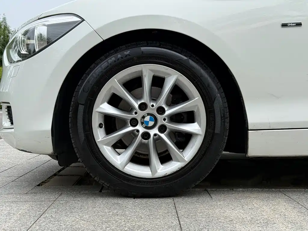 BMW 1 Series (Import) — миниатюра 4