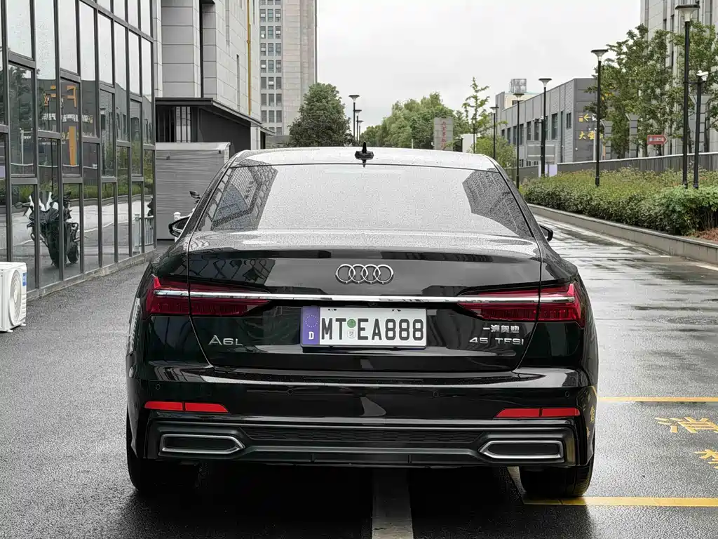 Audi A6L — миниатюра 4