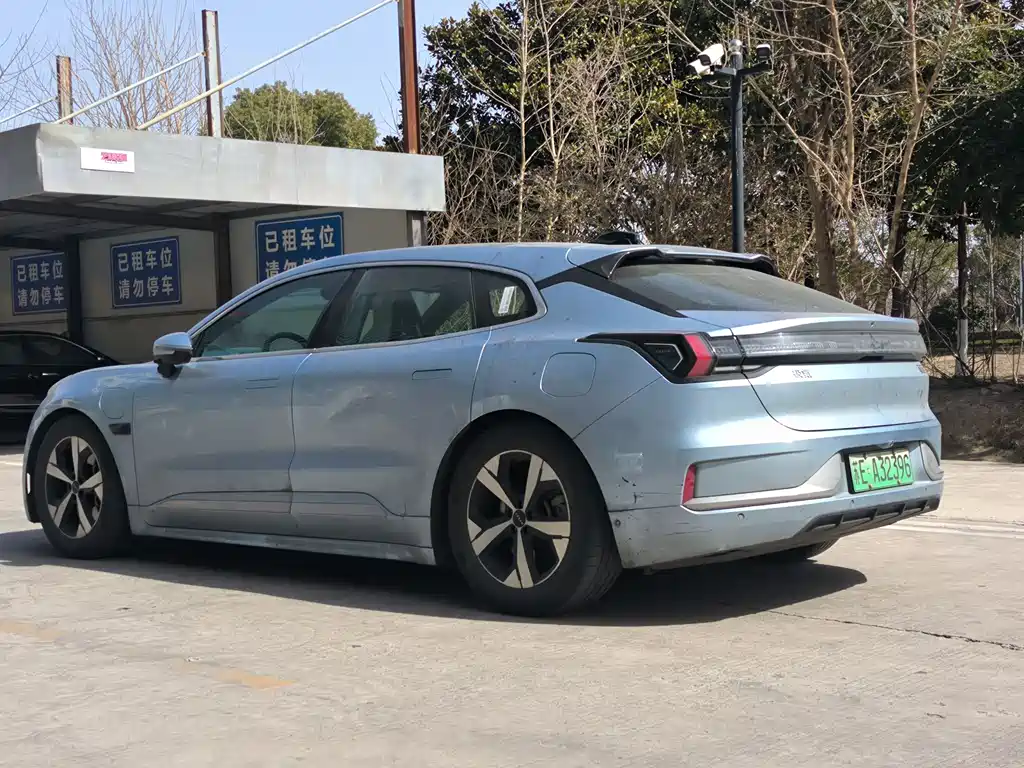 ZEEKR EXTREME KRYPTON 001