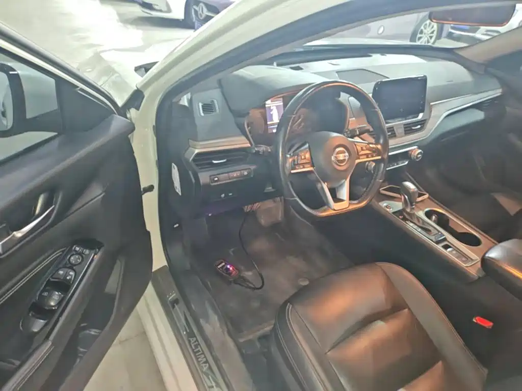 Nissan Teana — миниатюра 16