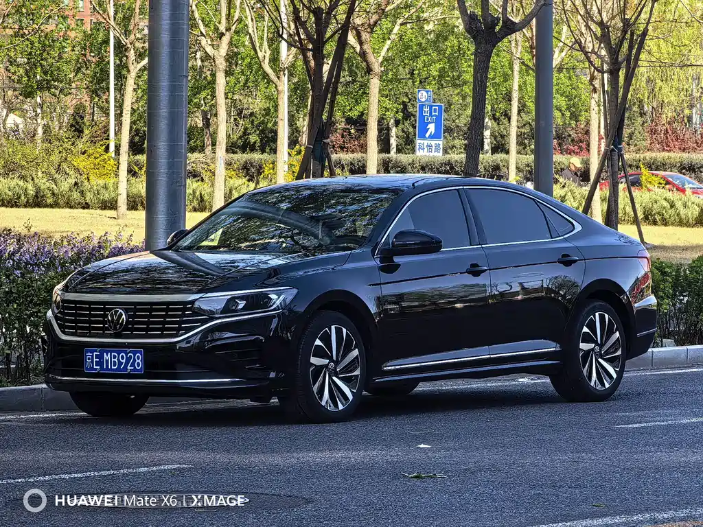 Volkswagen Passat 2022