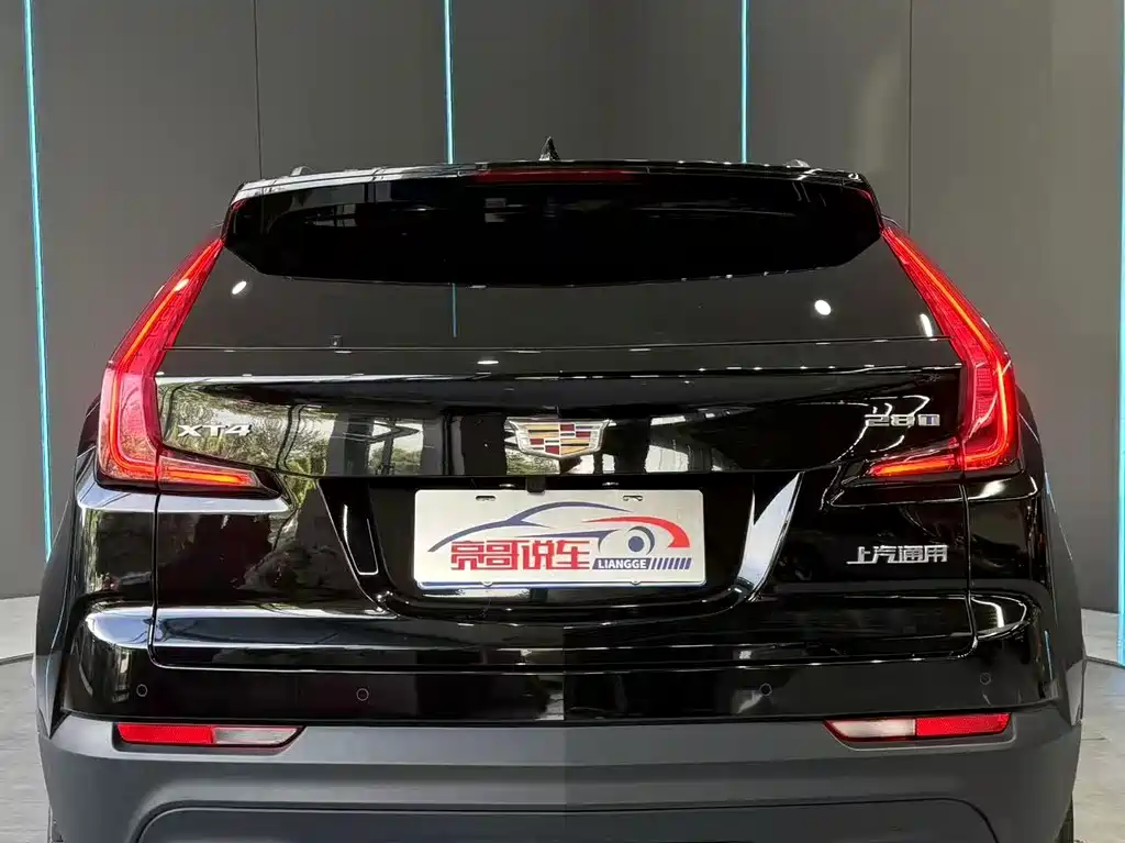 Cadillac XT4 — миниатюра 7