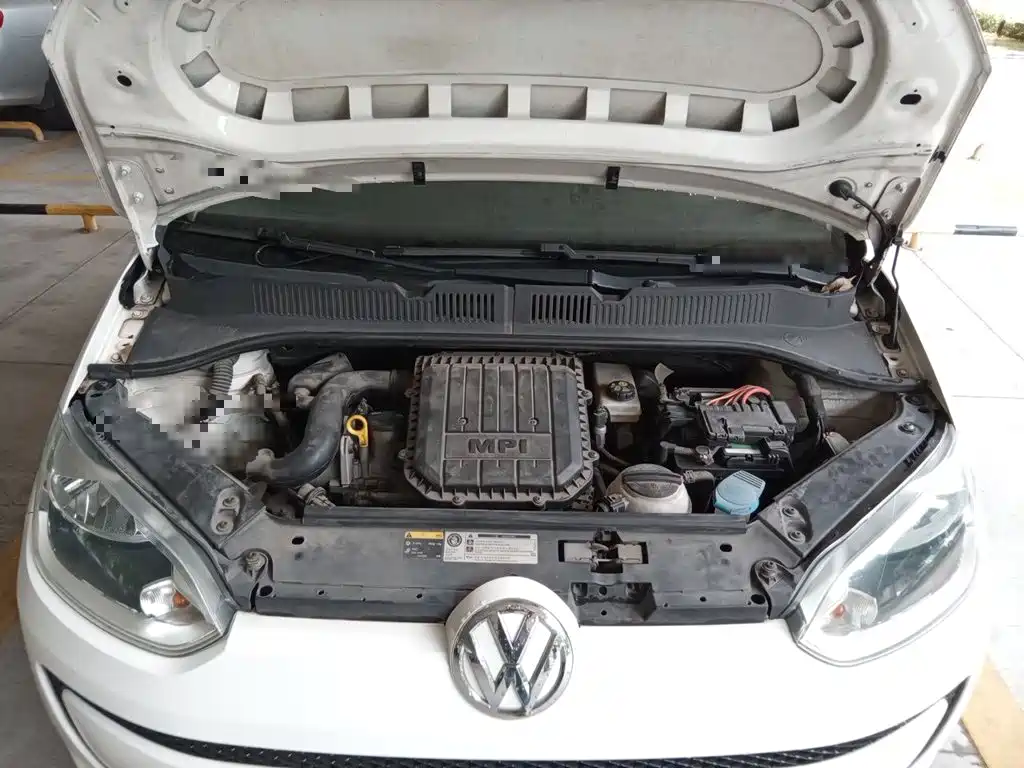 Volkswagen up! — миниатюра 11