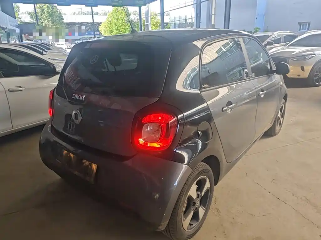 smart Smart Forfour — миниатюра 7