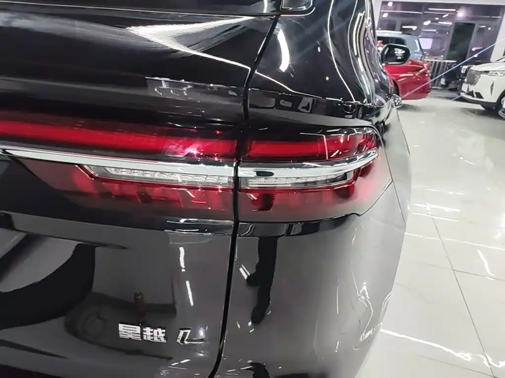 Geely Xingyue L — миниатюра 8