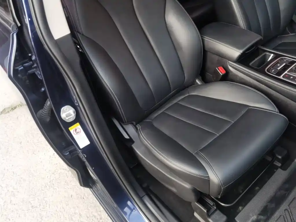 BYD MAX — миниатюра 25