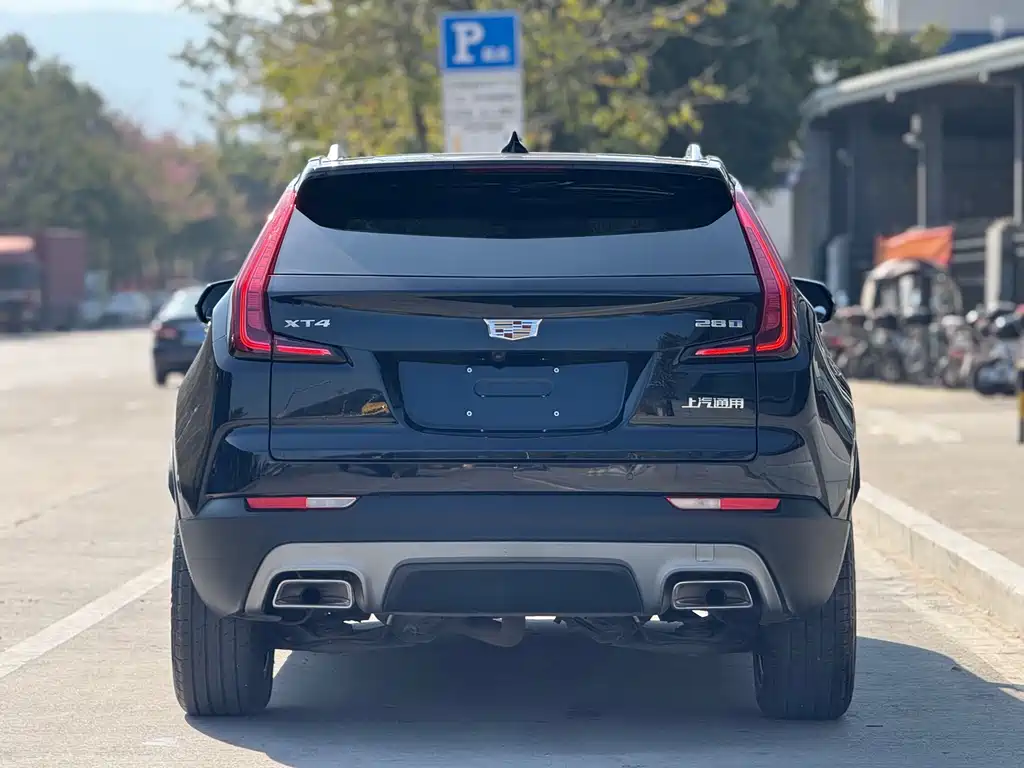 Cadillac XT4 — миниатюра 5