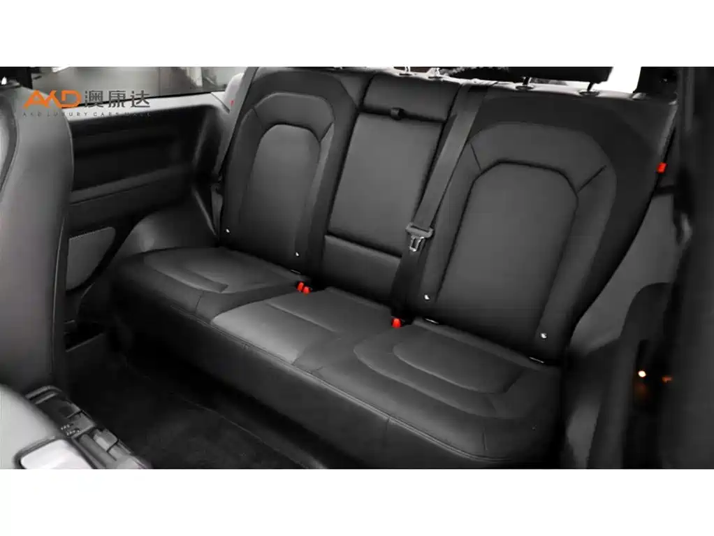 Land Rover Land Rover Defender 2023 90 2.0T P300 X-DYNAMIC HSE