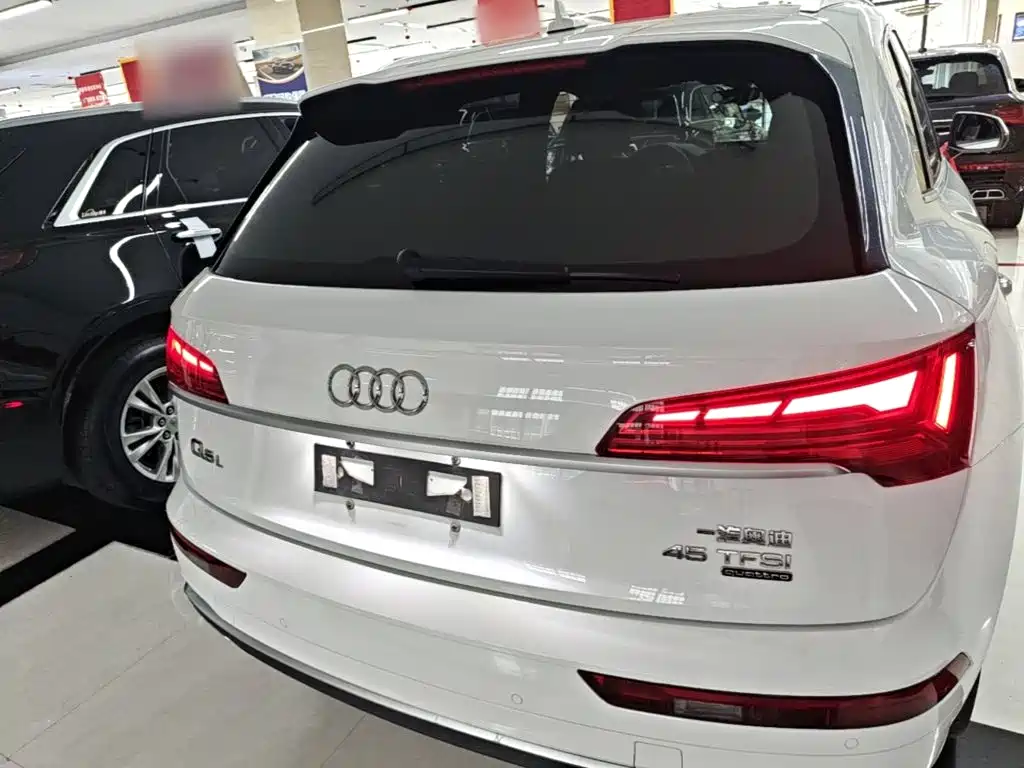 Audi Q5L — миниатюра 6