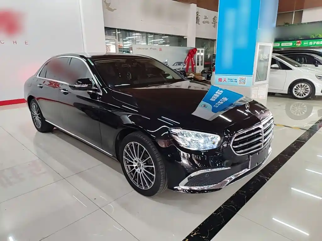 Mercedes-Benz E-Class — миниатюра 4