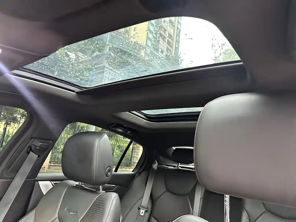 Cadillac CT5 — миниатюра 16