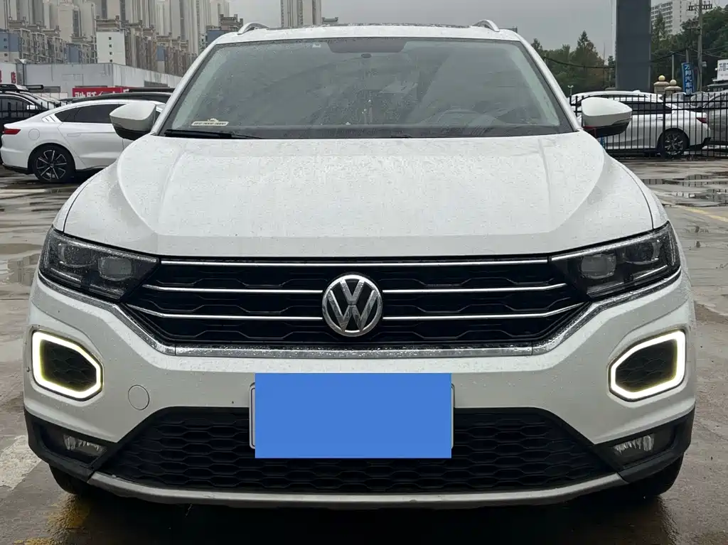 Volkswagen T-Roc — миниатюра 2