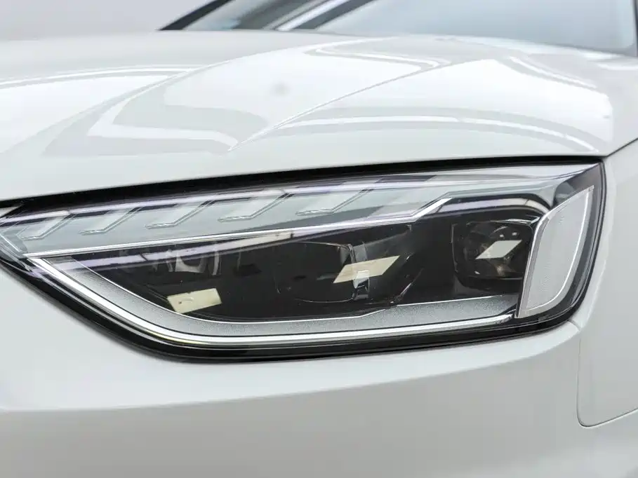 Audi A4L — миниатюра 2
