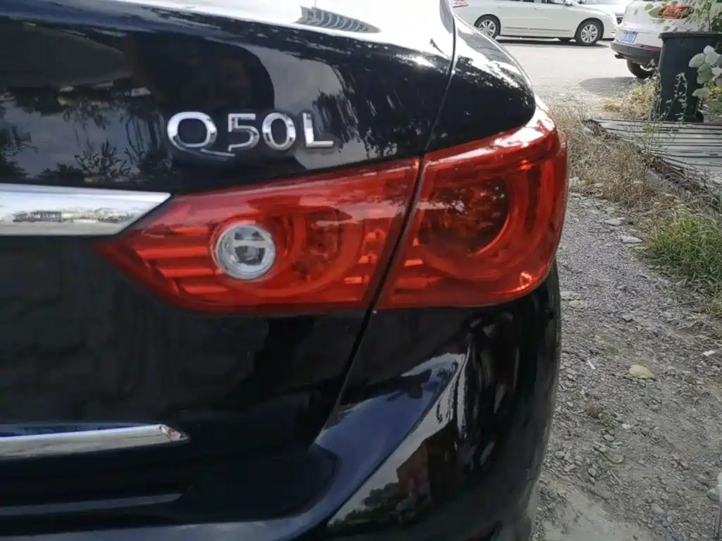 Infiniti Q50L — миниатюра 8