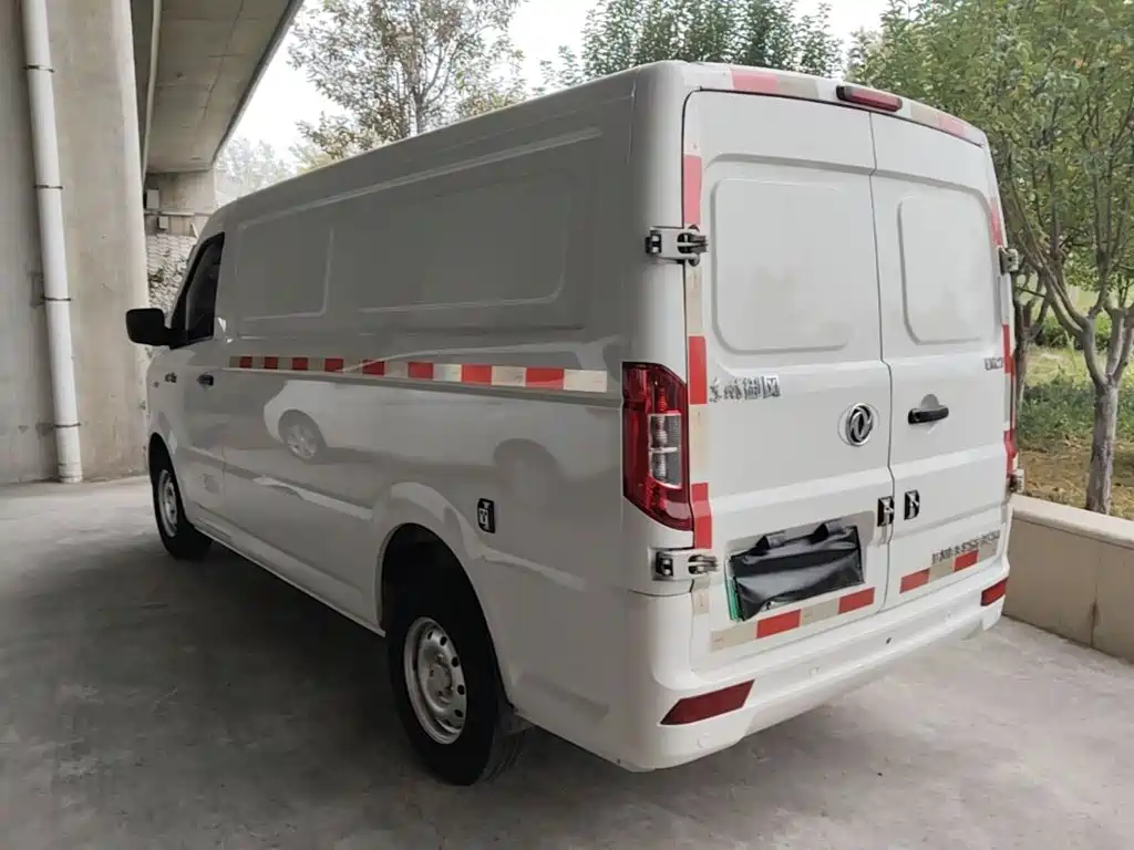 Dongfeng EM27 — миниатюра 5