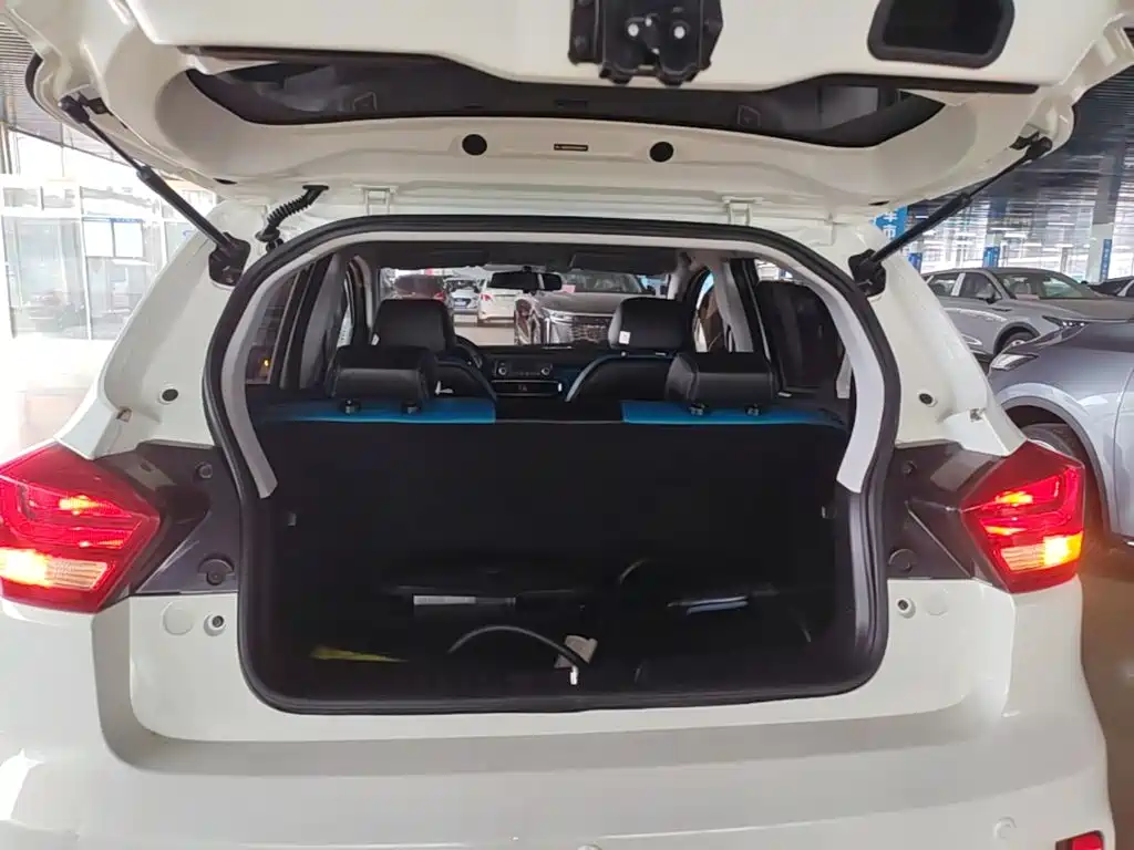 BAIC New Energy EC3 — миниатюра 19