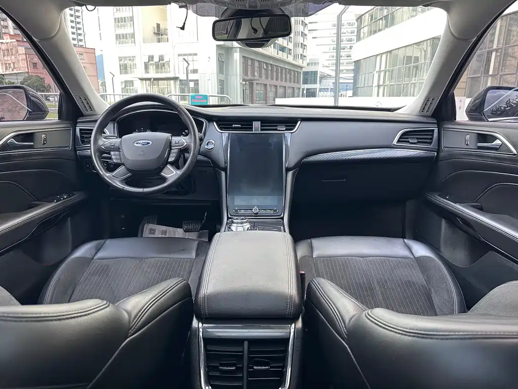Ford Taurus — миниатюра 10