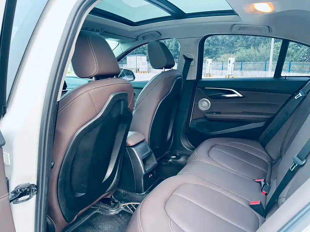 BMW 1 Series — миниатюра 12