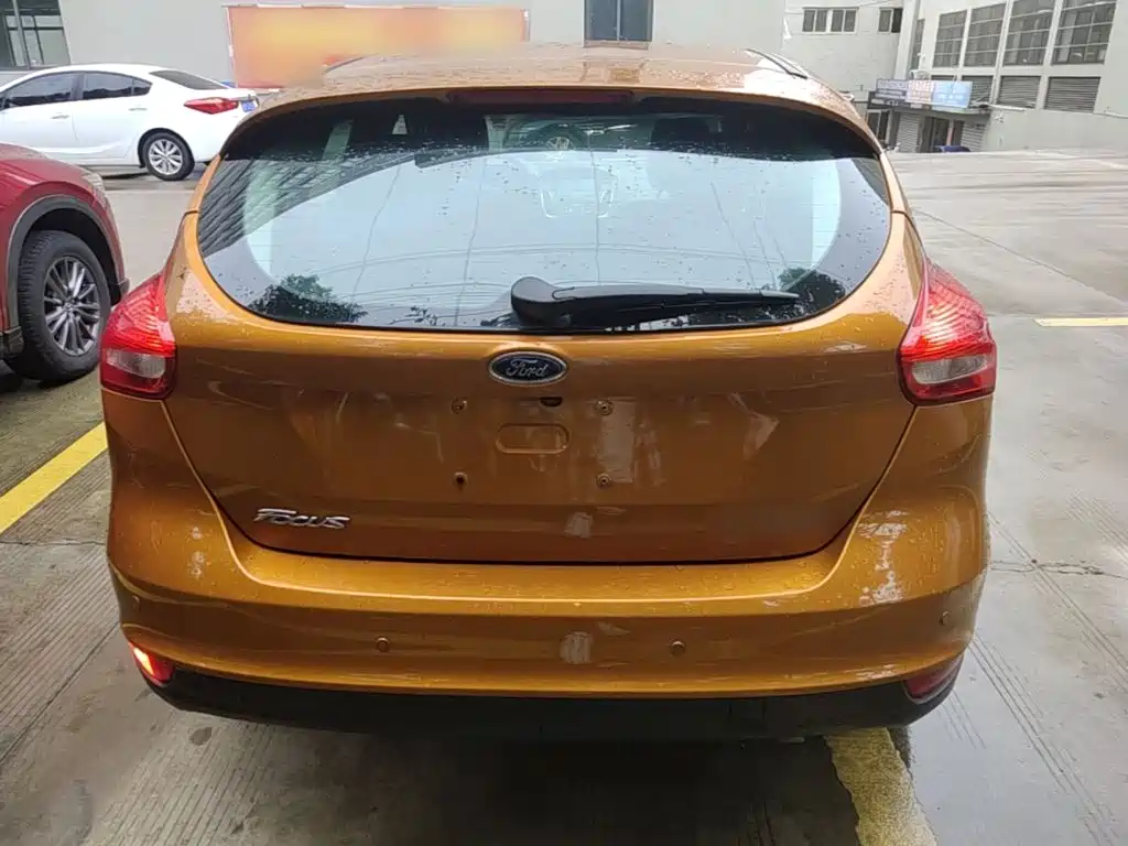 Ford Focus — миниатюра 6