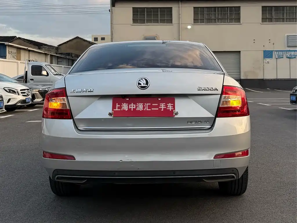 Skoda Octavia — миниатюра 16