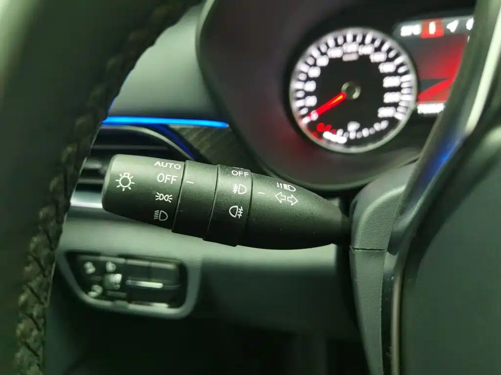 Zhonghua V7 — миниатюра 21