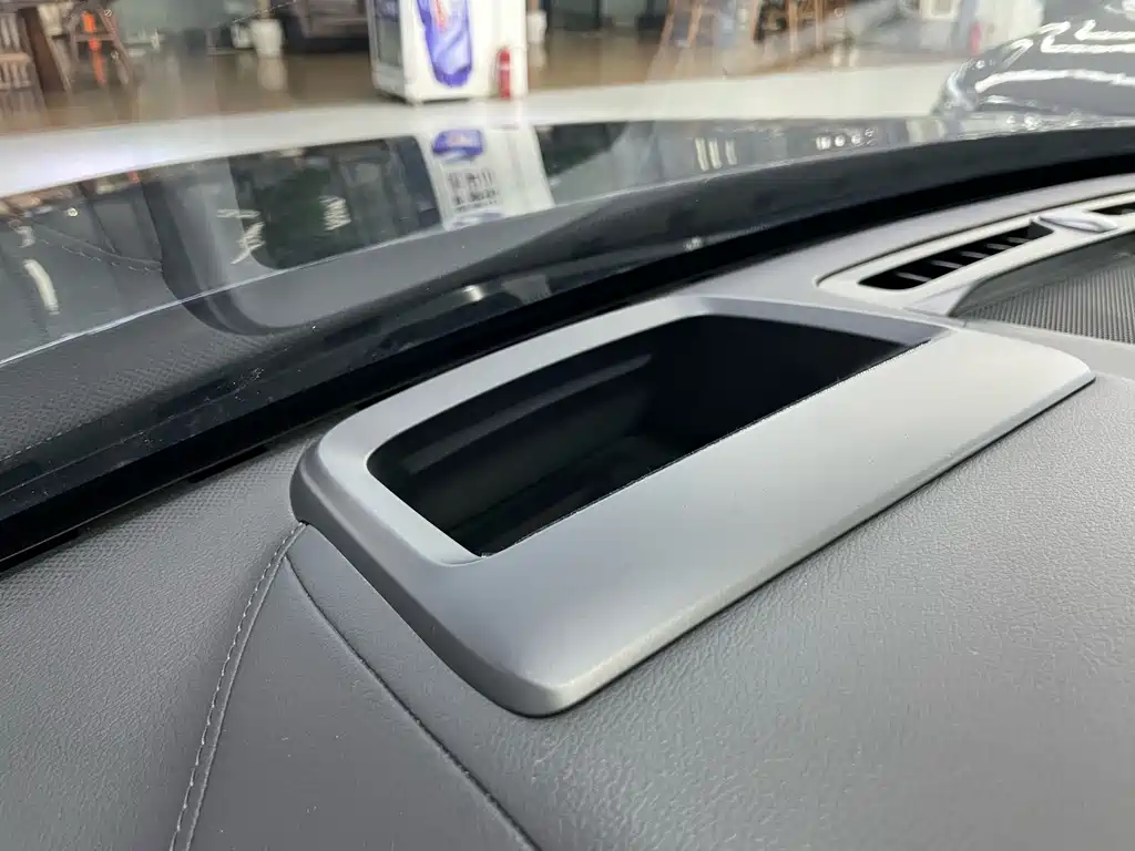 Volvo XC90 — миниатюра 6