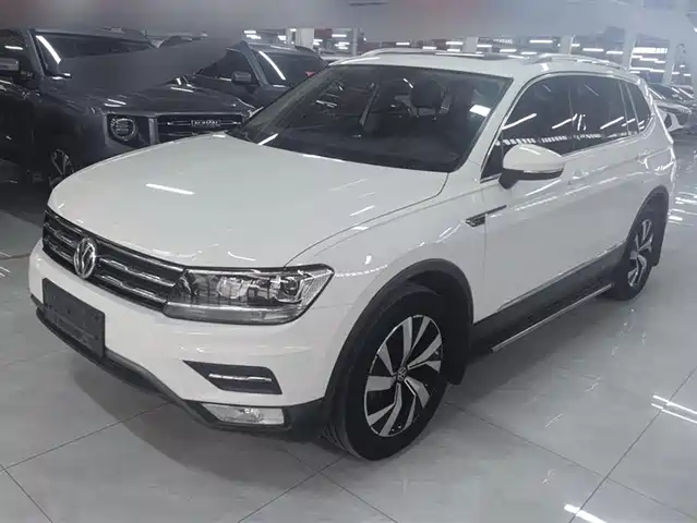 VOLKSWAGEN TIGUAN L 2018