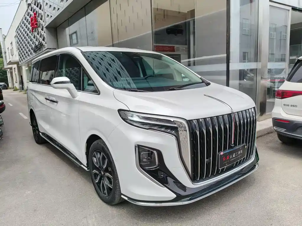 Hongqi HQ9 2023 2.0T