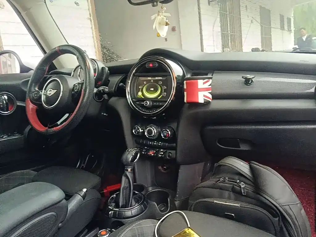 MINI Mini — миниатюра 10