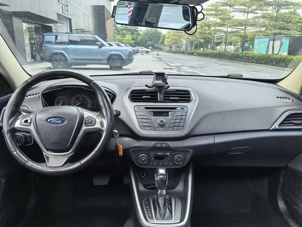 Ford Escort 1.5L Auto Fashion Type, фото 8
