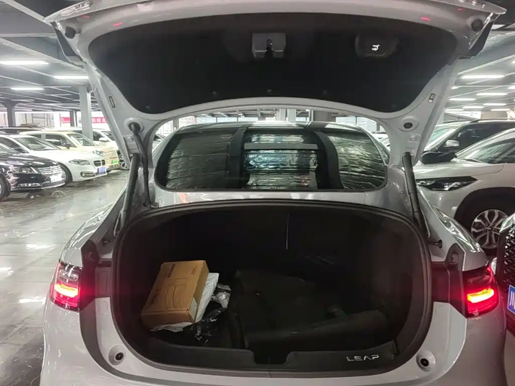 Leapmotor Leapmotor C01 — миниатюра 19